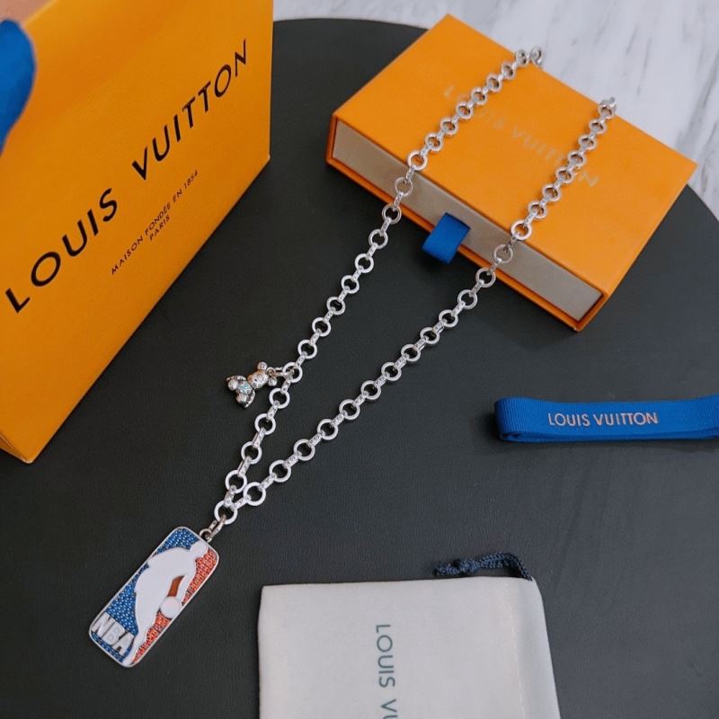 Louis Vuitton Necklaces - Click Image to Close